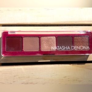 Warm Bronze eyeshadow palette. New, unused!